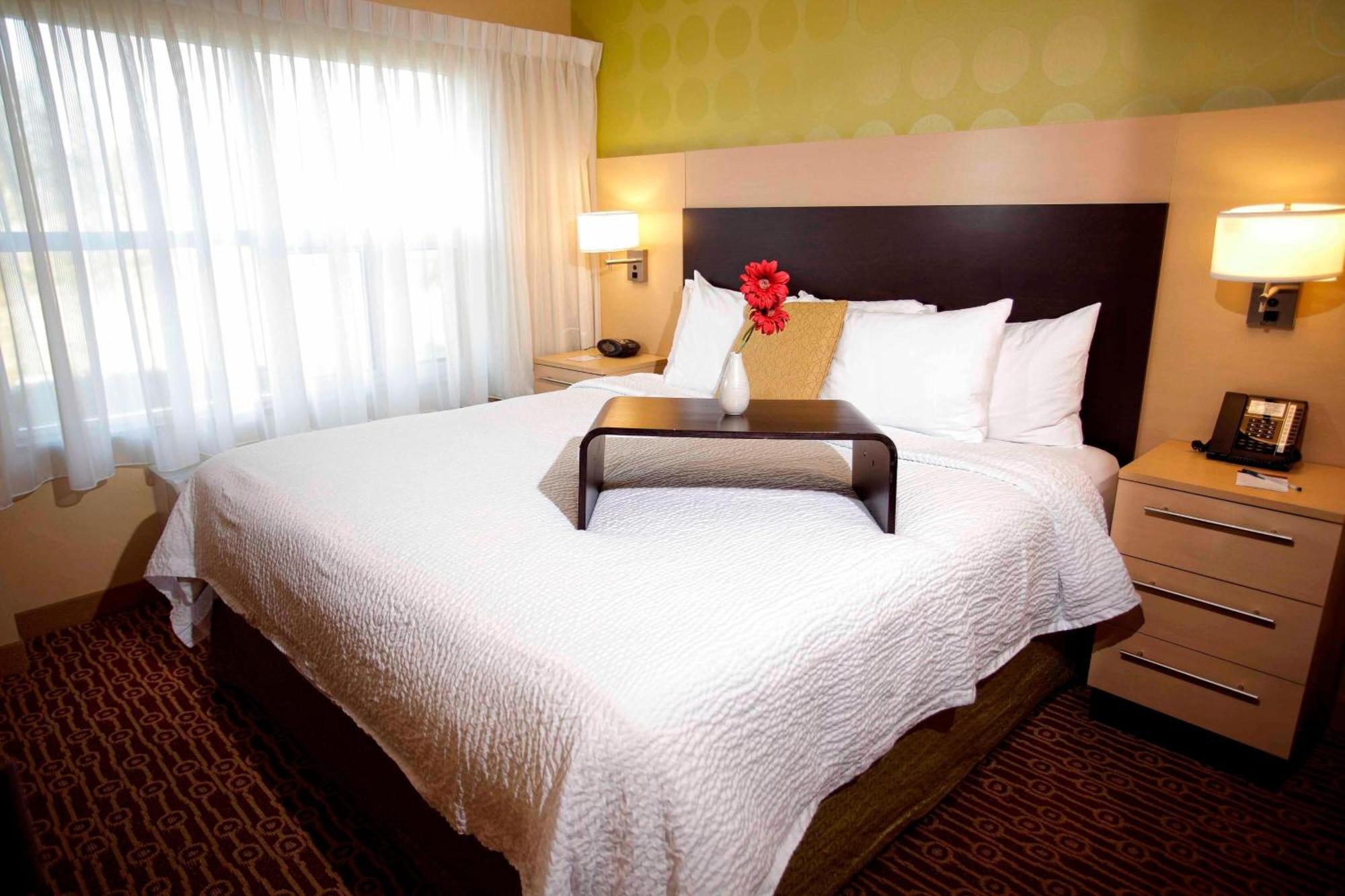 Towneplace Suites By Marriott Sudbury Ngoại thất bức ảnh